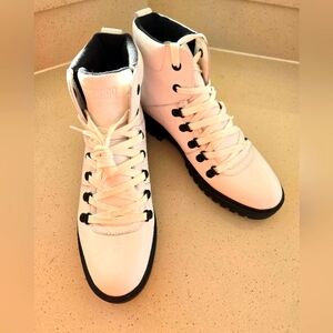 Cougar size 10 waterproof boots